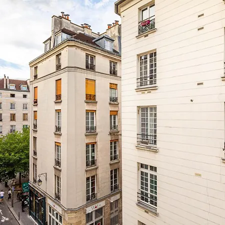 Guestready - Chic & Hideaway For 2 Apartment