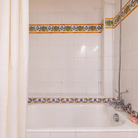 Guestready - Chic & Hideaway For 2